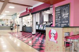 Photo of the entrance to the Life Is Sweet bakery